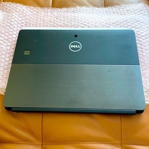 Dell latitude,12.3 screen size,Windows 11,Touchscreen,256GB,Wifi-cellular